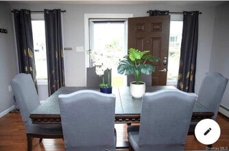 36 W Saltaire Rd in Lindenhurst, NY - Building Photo - Building Photo