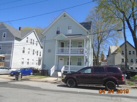 61 Goddard St in Southbridge, MA - Building Photo