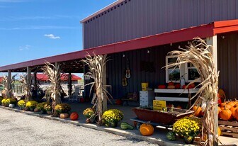 13360 US Highway 62 NE in Mt Sterling, OH - Building Photo