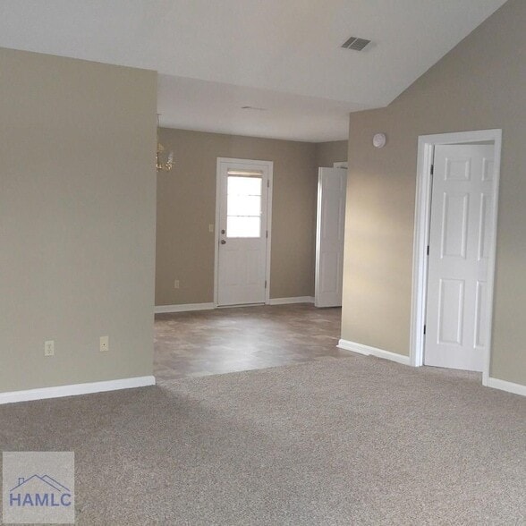 1262 Windrow Dr in Hinesville, GA - Foto de edificio - Building Photo