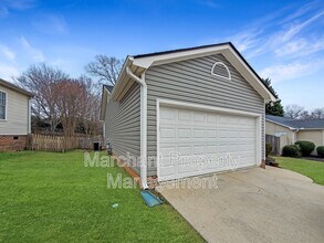 117 Charmar Way in Taylors, SC - Building Photo - Building Photo