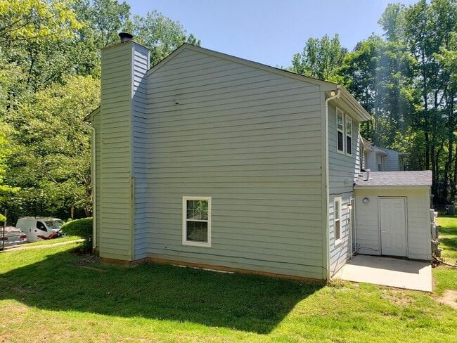 3908 Briarhill Dr in Charlotte, NC - Building Photo - Building Photo