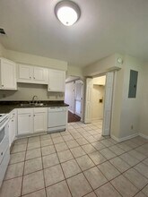 2013 Wallace Ave NE-Unit -2013 Wallace Ave NE in Roanoke, VA - Building Photo - Building Photo