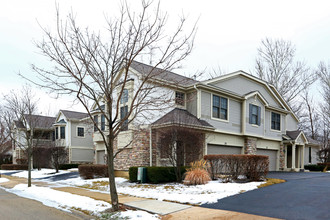 Aspen Grove in Palatine, IL - Building Photo - Building Photo