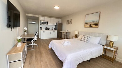 7737 Lundy's Ln, Unit SI ID1497909P in Niagara Falls, ON - Building Photo - Building Photo