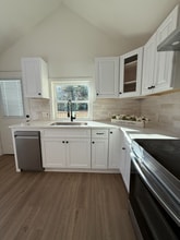 1681 Stanton Rd SW in Atlanta, GA - Foto de edificio - Building Photo