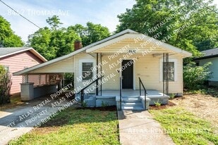 8442 Thomas Ave in Leeds, AL - Building Photo
