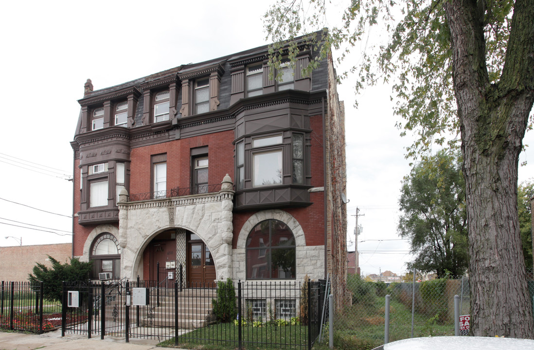 4313 S Berkeley Ave in Chicago, IL - Building Photo