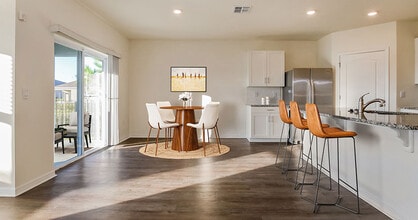 Kinsman Pointe in Kissimmee, FL - Foto de edificio - Building Photo