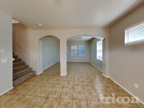 3921 W Irwin Ave in Phoenix, AZ - Foto de edificio - Building Photo