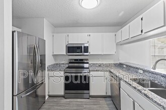 7515 S Westshore Blvd in Tampa, FL - Building Photo - Building Photo