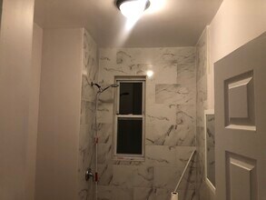 103 Intervale St, Unit 3 in Boston, MA - Foto de edificio - Building Photo