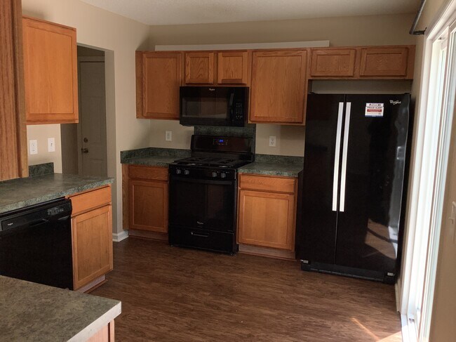 7269 Sweet Grass Blvd in Hanahan, SC - Building Photo - Building Photo