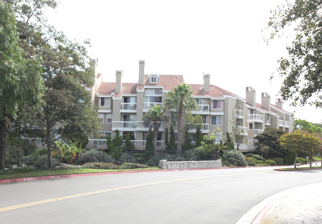 Seabridge Villas in Huntington Beach, CA - Building Photo