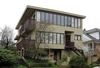 Chamboard Apartments in Seattle, WA - Foto de edificio - Building Photo