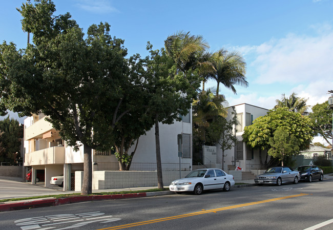 The Villa in Santa Monica, CA - Building Photo - Building Photo