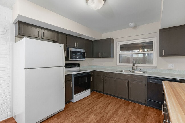 property at 2078 Loma Linda Way N