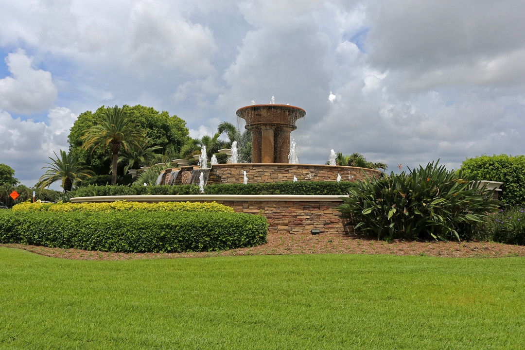 Akoya Boca West in Boca Raton, FL - Foto de edificio