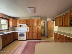 4 Noonan Ln in Albany, NY - Building Photo - Building Photo