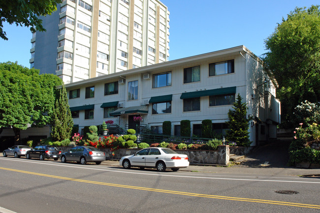 1727 NE Multnomah St in Portland, OR - Building Photo - Building Photo