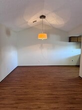 1501 N Fretz Ave in Edmond, OK - Building Photo - Building Photo