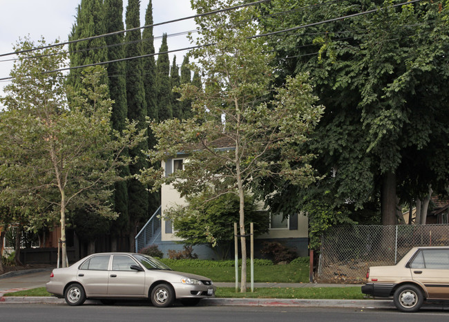 625 S 11th St in San Jose, CA - Building Photo - Building Photo