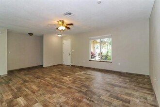 4835 Toni Ave in Lakeland, FL - Building Photo - Building Photo