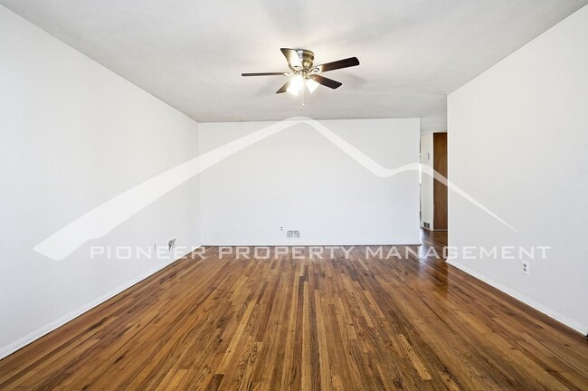 3077 Cimarron St in Aurora, CO - Building Photo - Building Photo