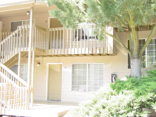 4950 SW 45th Ave, Unit 16