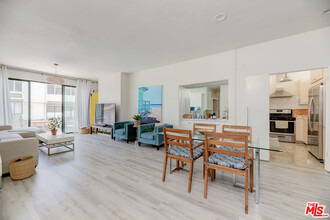 1 Northstar St in Marina Del Rey, CA - Building Photo - Building Photo