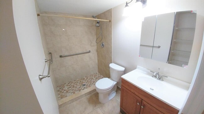 1001 Green Pine Blvd, Unit C2