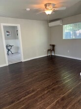 1938 Deerfield Ave in Redding, CA - Building Photo - Building Photo