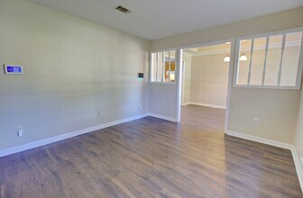 809 Barrington Dr in Hinesville, GA - Foto de edificio - Building Photo