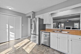 4553 Marlwood Way in Virginia Beach, VA - Building Photo - Building Photo