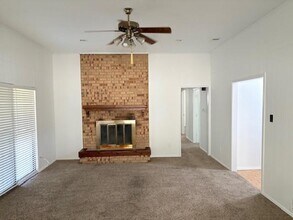 2133 El Dorado Way in Carrollton, TX - Building Photo - Building Photo