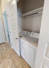 8 Quail Ave in McAllen, TX - Building Photo - Building Photo