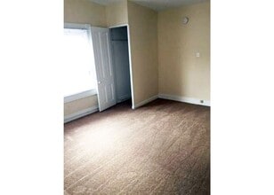 2829 Glendora Ave in Cincinnati, OH - Foto de edificio - Building Photo