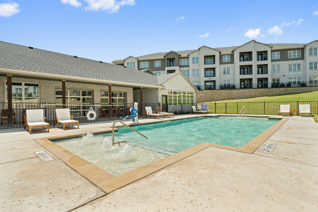 Remington Ridge Apartments in Weatherford, TX - Foto de edificio