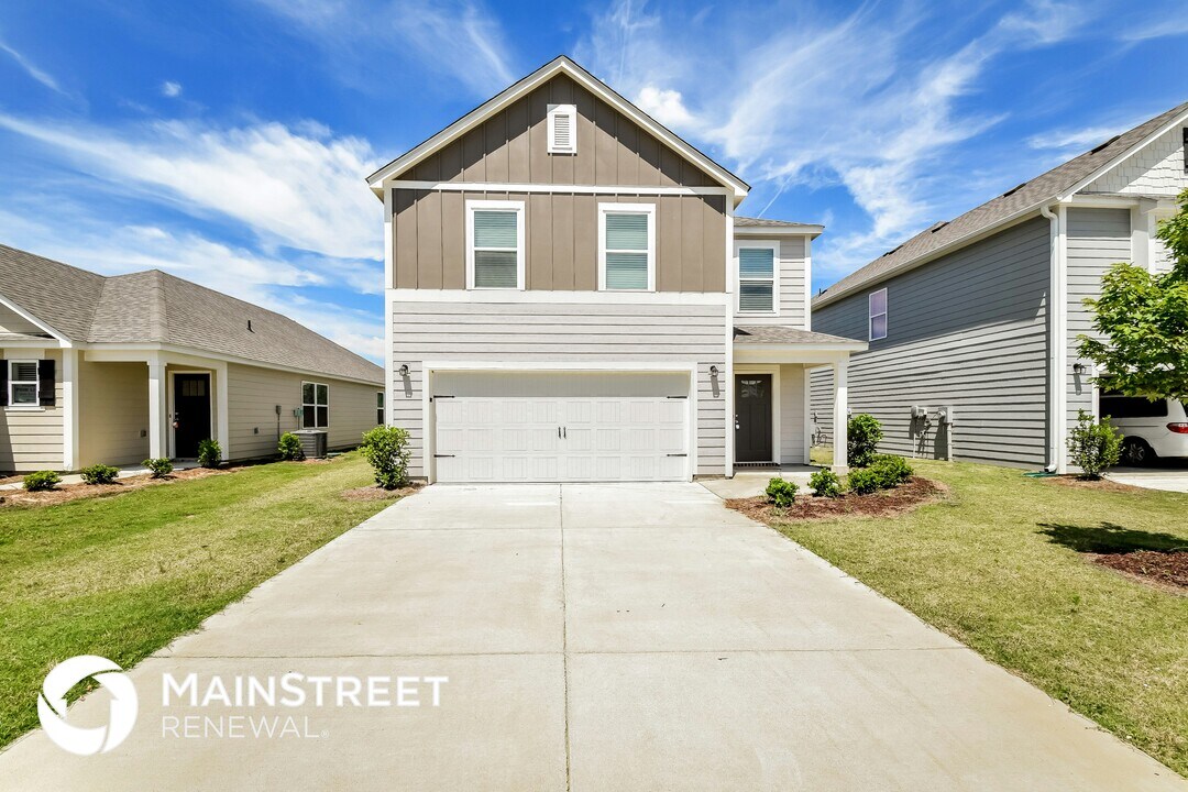 960 Hawthorn Ln in Odenville, AL - Building Photo
