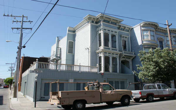 1957 15th St in San Francisco, CA - Building Photo