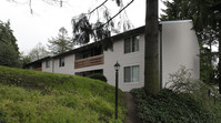 Summerhill Apartments in Vancouver, WA - Building Photo - Building Photo