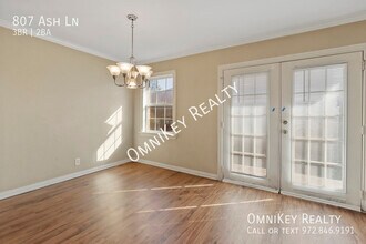 807 Ash Ln in Cedar Hill, TX - Building Photo - Building Photo