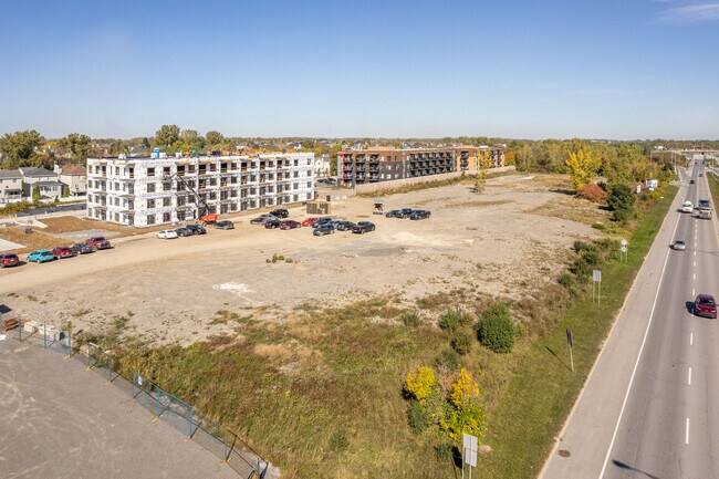 Aristo Condo in Laval, QC - Building Photo - Building Photo