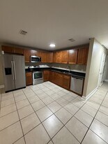 31 NE 56th St, Unit Main house in Fort Lauderdale, FL - Building Photo
