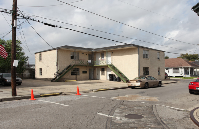 1944 Philip St in New Orleans, LA - Building Photo - Building Photo