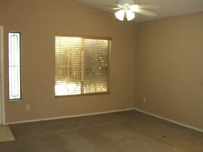 5209 Fall Meadows Ave in Las Vegas, NV - Building Photo - Building Photo