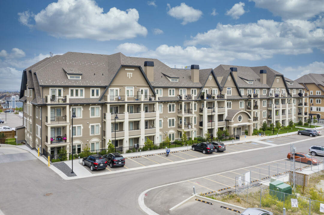 20 Mahogany Mews SE in Calgary, AB - Building Photo