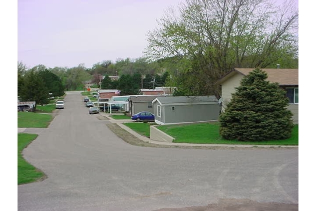 S Hwy 21 in Broken Bow, NE - Building Photo