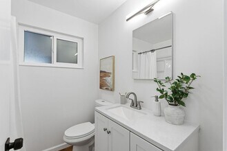 446 Waddington Ave in Sunnyvale, CA - Building Photo - Building Photo