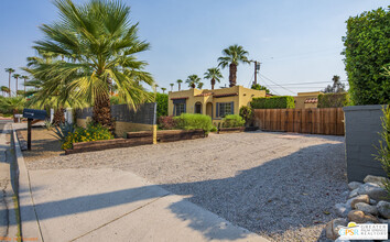 516 S Calle Santa Rosa in Palm Springs, CA - Building Photo - Building Photo